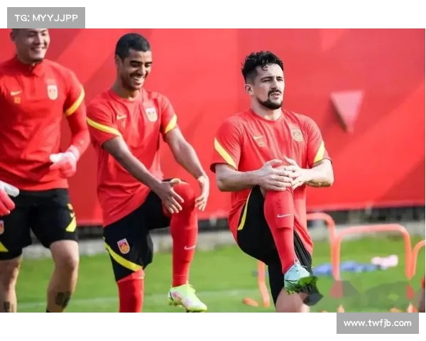 洛国富：从职业生涯到社会责任，探索中国足球新星的多重人生价值