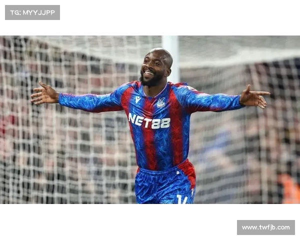 水晶宫队长沃德现场报道 马特塔尝试将奖牌赠予他